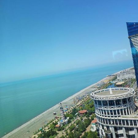 Apartment On Sherif Khimshiashvili Street 15B Batumi Exterior photo