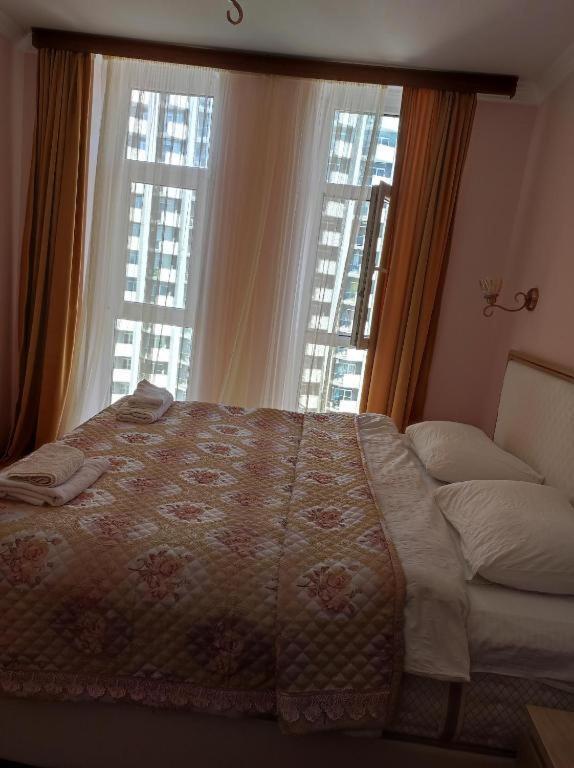 Apartment On Sherif Khimshiashvili Street 15B Batumi Exterior photo